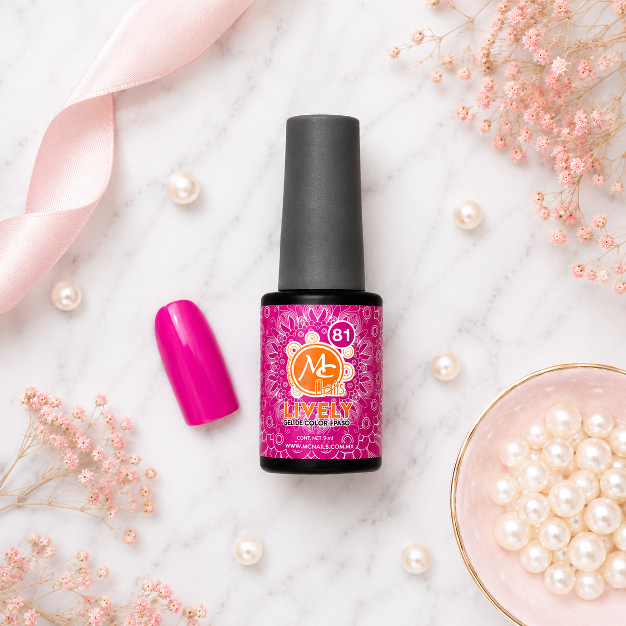 MC Nails Gel Intenso Rosa electrico Vibrante 05 1 paso